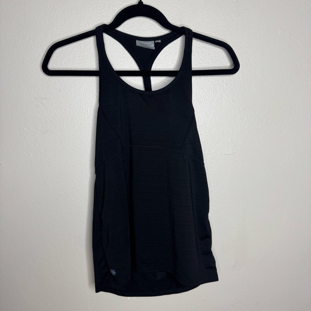 Athleta Swift Reach & Restore Tank Top Black 457973 with Pads Womens